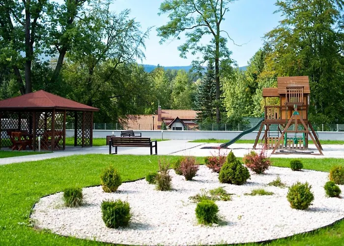 Izerka Z Basenem I Sauna - Stone Hill 아파트 *