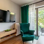 Апартаменты Izerka Z Basenem I Sauna - Stone Hill