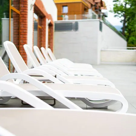 Izerka Z Basenem I Sauna - Stone Hill شكلارسكا بوريبا