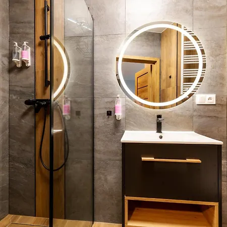 Izerka Z Basenem I Sauna - Stone Hill شكلارسكا بوريبا